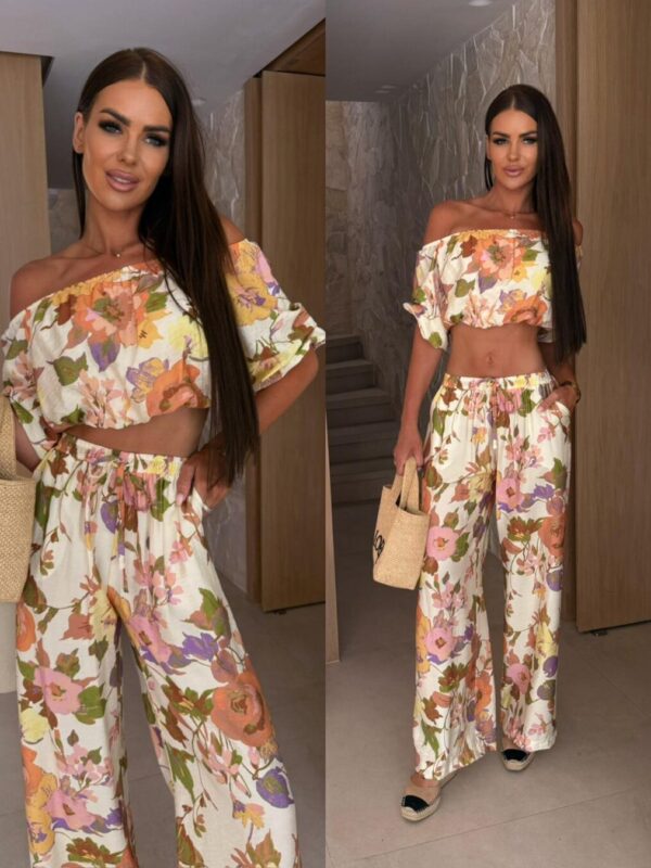 Σετ παντελόνα με crop-top έξωμο εμπριμέ