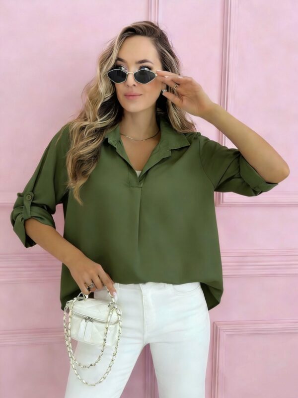 Μπλούζα με γιακά και V λαιμόκοψη