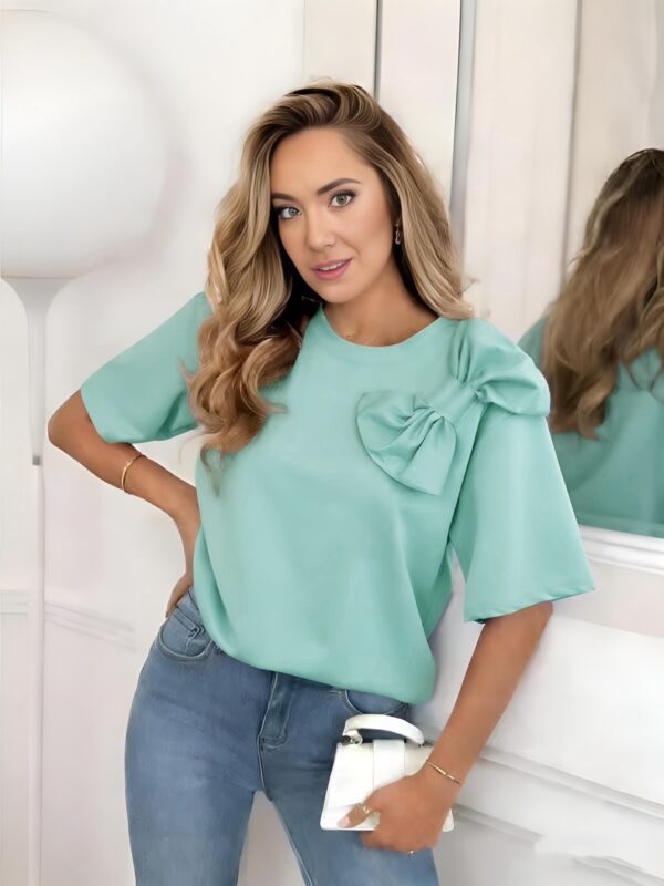 Μπλούζα με διακοσμητικό φιόγκο